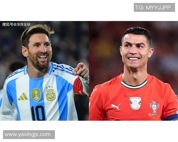 与足球传奇共度时光亲密合影瞬间展现球星风采和独特魅力