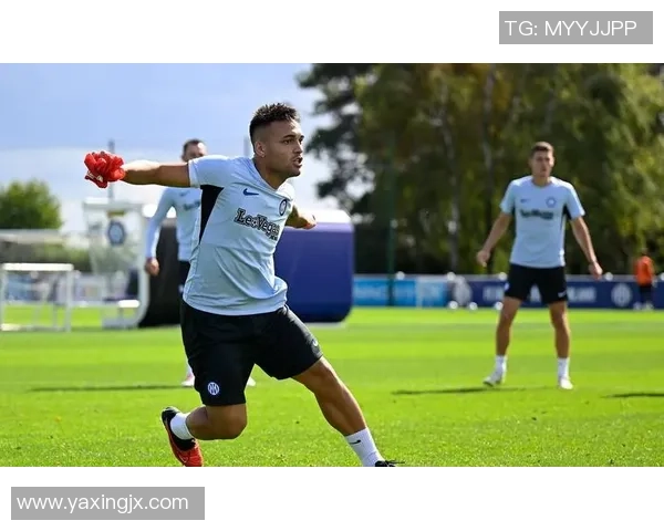 星图足球球星卡：探索数字化时代下的足球收藏与投资新机遇